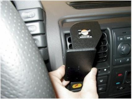 ProClip Montagehalterung Landrover Discovery 94-04, zentriert
