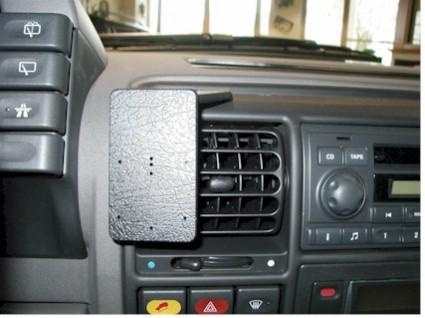 ProClip Montagehalterung Landrover Discovery 94-04, zentriert