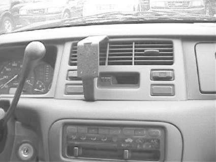 Honda Shuttle 96-00, zentriert