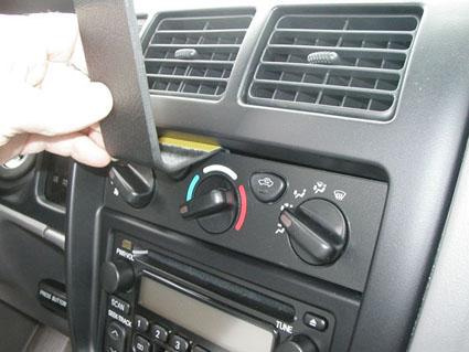 ProClip Montagehalterung Toyota Tacoma 95-04, zentriert