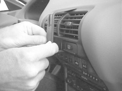 ProClip Montagehalterung Honda Integra 98-03, zentriert
