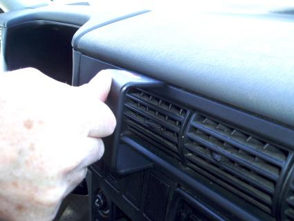 Volkswagen Caravelle 96-03, zentriert