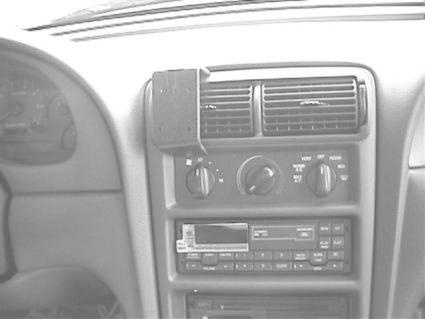 Ford Mustang 95-04, Zentriert