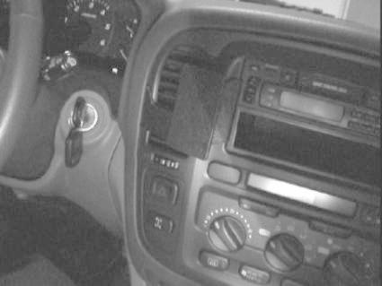 Toyota LandCruiser 100 98-01, zentriert, Doppel-DIN