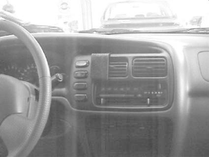 Chevrolet Tracker 98-04, zentriert