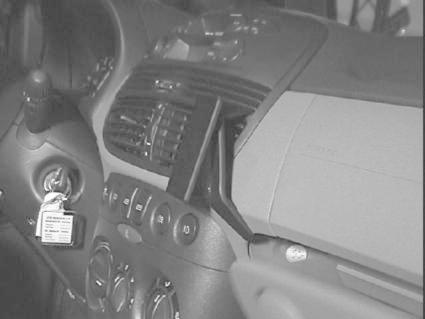ProClip Montagehalterung Fiat Punto 00-03, angewinkelt