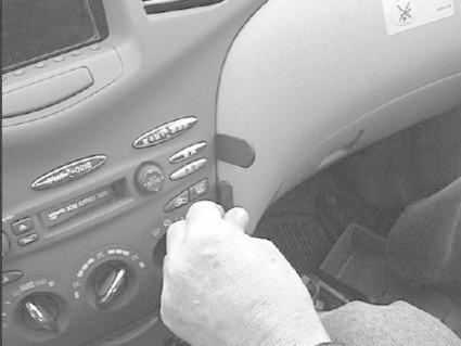 ProClip Montagehalterung Toyota Prius 00-03, Abgewinkelt