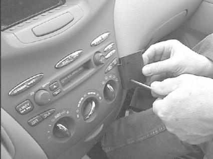 ProClip Montagehalterung Toyota Prius 00-03, Abgewinkelt