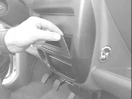 ProClip Montagehalterung Suzuki Wagon 01-05, Abgewinkelt
