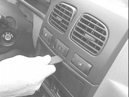 ProClip Monteringsbygel Kia Rio 01-05, zentriert