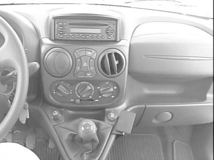 ProClip Monteringsbygel Fiat Doblo 01-09, gewinkelt