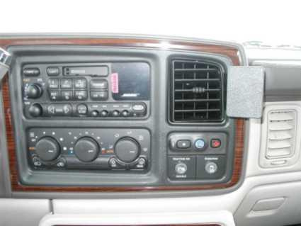 Chevrolet Avalanche 03-06, gewinkelt