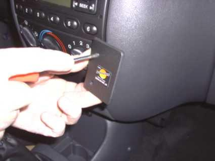 Ford Fiesta/Courier/Puma 96-02, gewinkelt