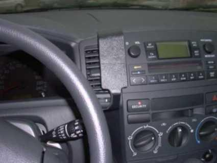 Toyota Corolla Verso 02-03, zentriert