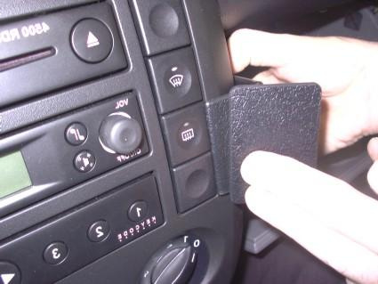 ProClip Monteringsbygel Ford Fiesta 03-05, gewinkelt