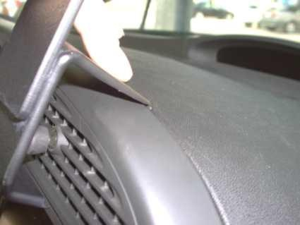 Saab 9-3 03-06, Winkelmontage, Hoch