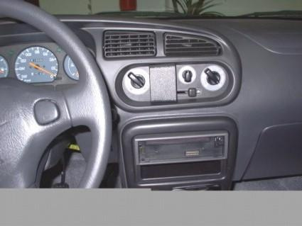 ProClip Monteringsbygel Daihatsu Cuore 01-03/Max 02-07, Zentriert