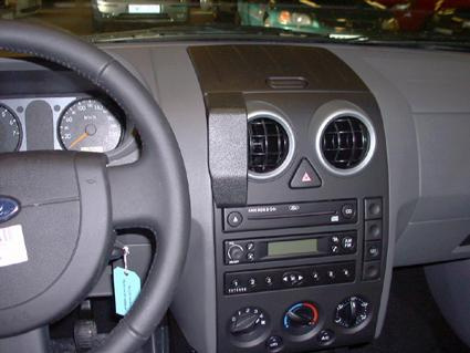 Ford Fusion 03-05, Zentriert
