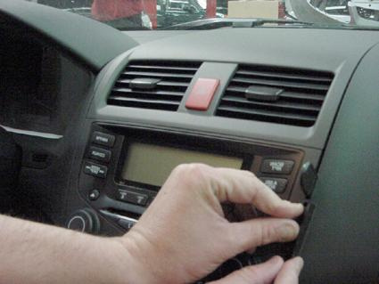 Honda Accord 03-07, Abgewinkelt