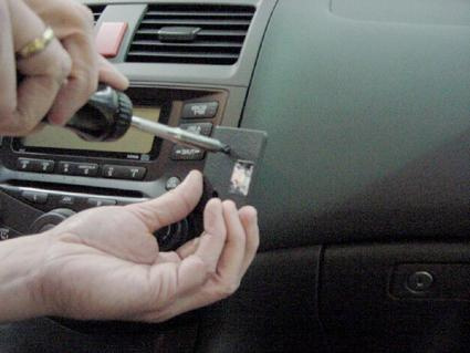 Honda Accord 03-07, Abgewinkelt