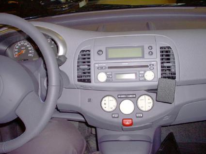 Nissan Micra 03-10, Abgewinkelt