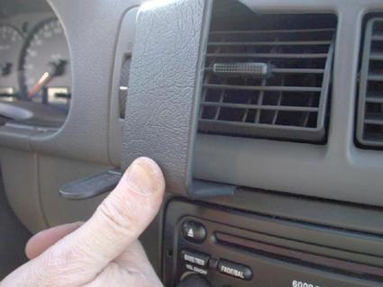 Ford Transit Connect/Tourneo Connect 03-09, Zentriert