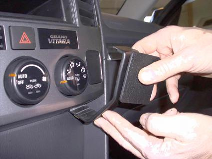 Suzuki Grand Vitara 03-04/Suzuki XL-7 03-06, Abgewinkelt