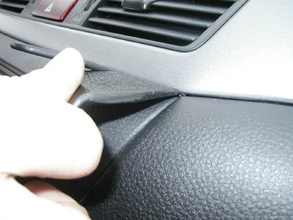 Mitsubishi Lancer 04-07, Abgewinkelt
