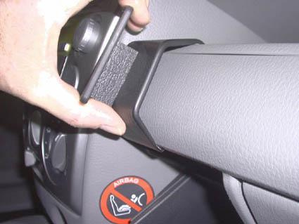 Mazda 2 03-07, Abgewinkelt