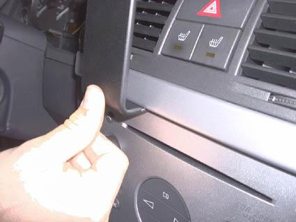 Opel Meriva 03-10, Zentriert