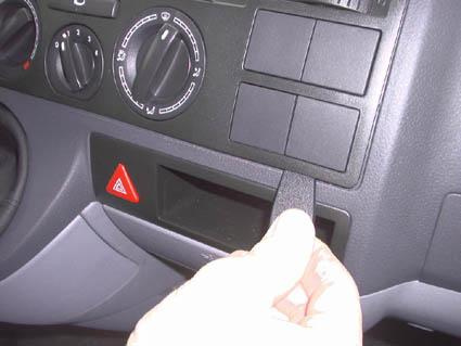 Volkswagen Caravelle 04-09, Abgewinkelt