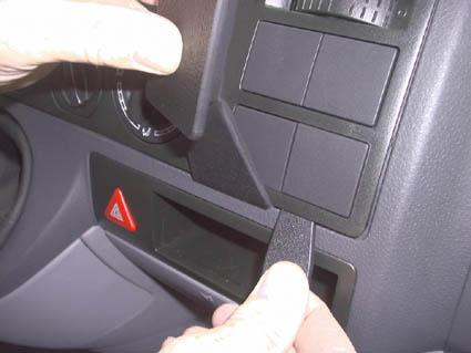 Volkswagen Caravelle 04-09, Abgewinkelt