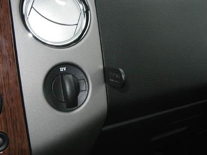 Ford F-150 04-08, Winkelmontage