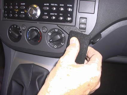 Ford C-Max 04-10/Ford Kuga 08-12, Winkelmontage, Niedrig