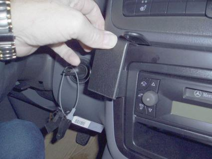 Mercedes Benz Vito 04-06, Zentriert, Niedrig