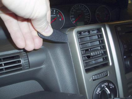 Nissan X-Trail 04-07, Zentriert