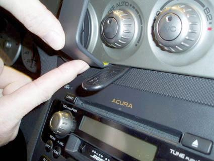 Honda Integra 04-06, Zentriert