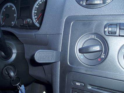 Volkswagen Caddy 04-15, Zentriert