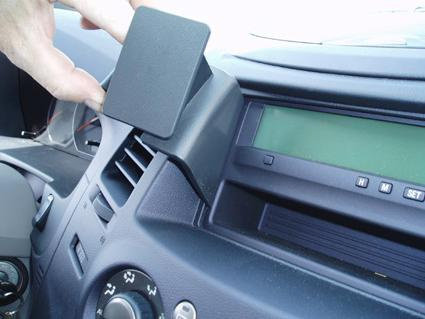 ProClip Montagebügel Mitsubishi Grandis 04-10, Zentriert