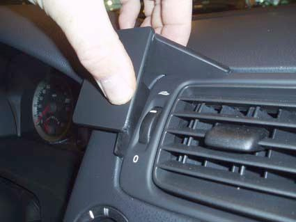 Volvo S40 04-12, Zentriert, Links