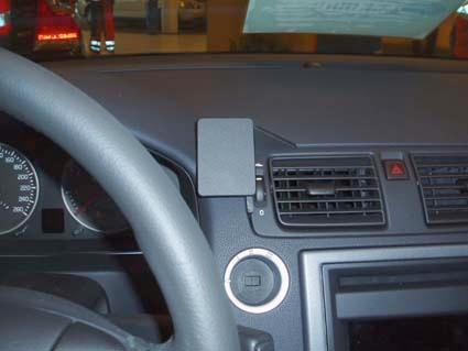 Volvo S40 04-12, Zentriert, Links