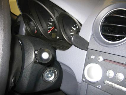 Mitsubishi Colt 05-08, Zentriert