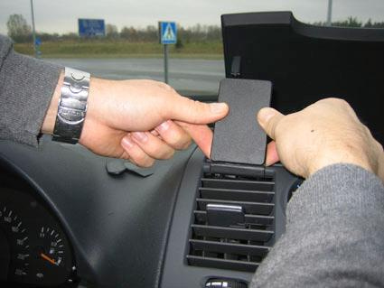 Mercedes Benz Vito 04-14, mittig, Ablagefach