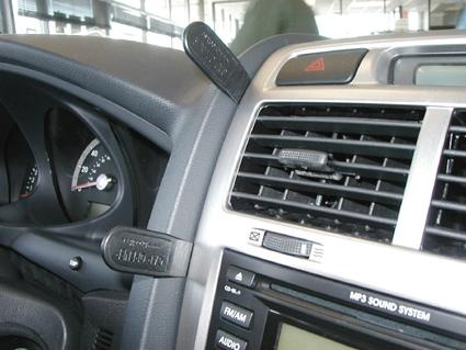 Kia Sportage 05-10, mittig
