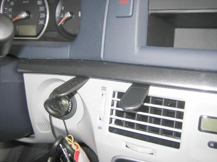 Hyundai Sonata 05-08, mittig