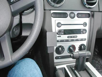 Ford Mustang 05-09, mittig, niedrig