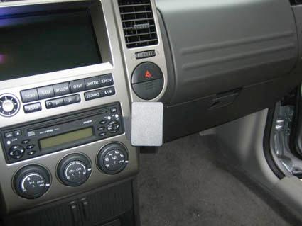 Nissan X-Trail 04-07, angewinkelt, niedrig