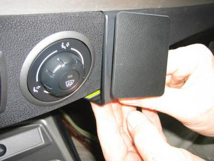 ProClip Montagehalterung BMW Z4 03-08, angewinkelt
