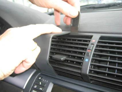 BMW X5 00-06, mittig, OEM Nav.
