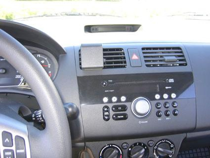 Suzuki Swift 05-10, mittig